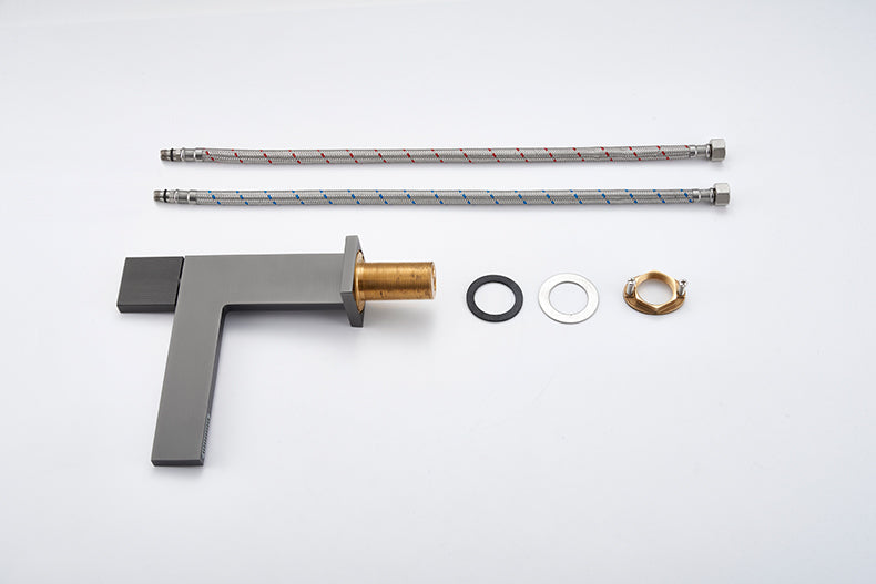 Mitigeur salle de bain gris brossé