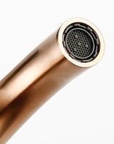 Mitigeur de salle de bain or rose brossé