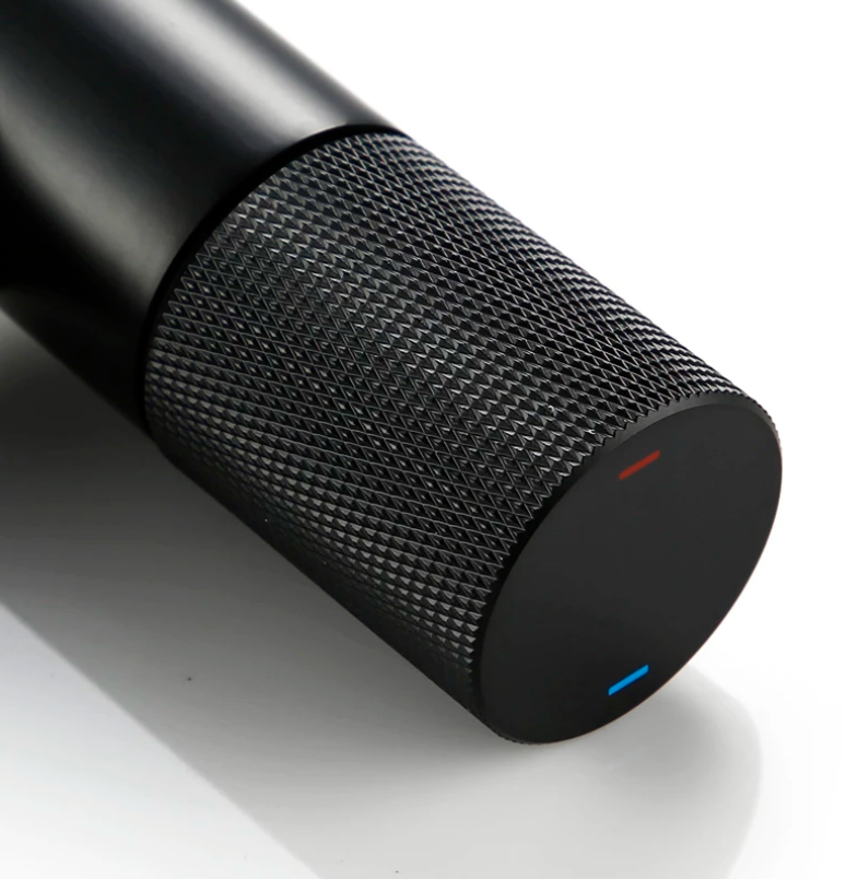 Mitigeur de salle de bain noir mat