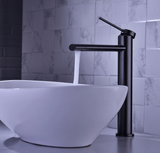 Mitigeur sur plan noir mate