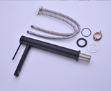 Mitigeur sur plan noir mate