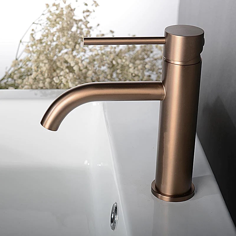 Mitigeur de salle de bain or rose brossé