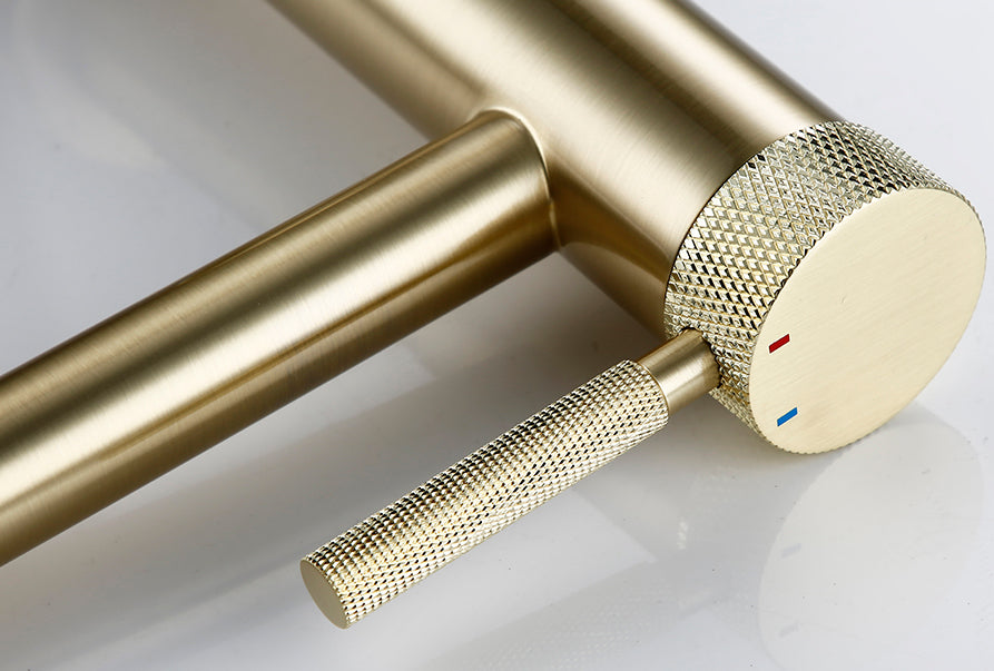 Mitigeur de salle de bain or brossé