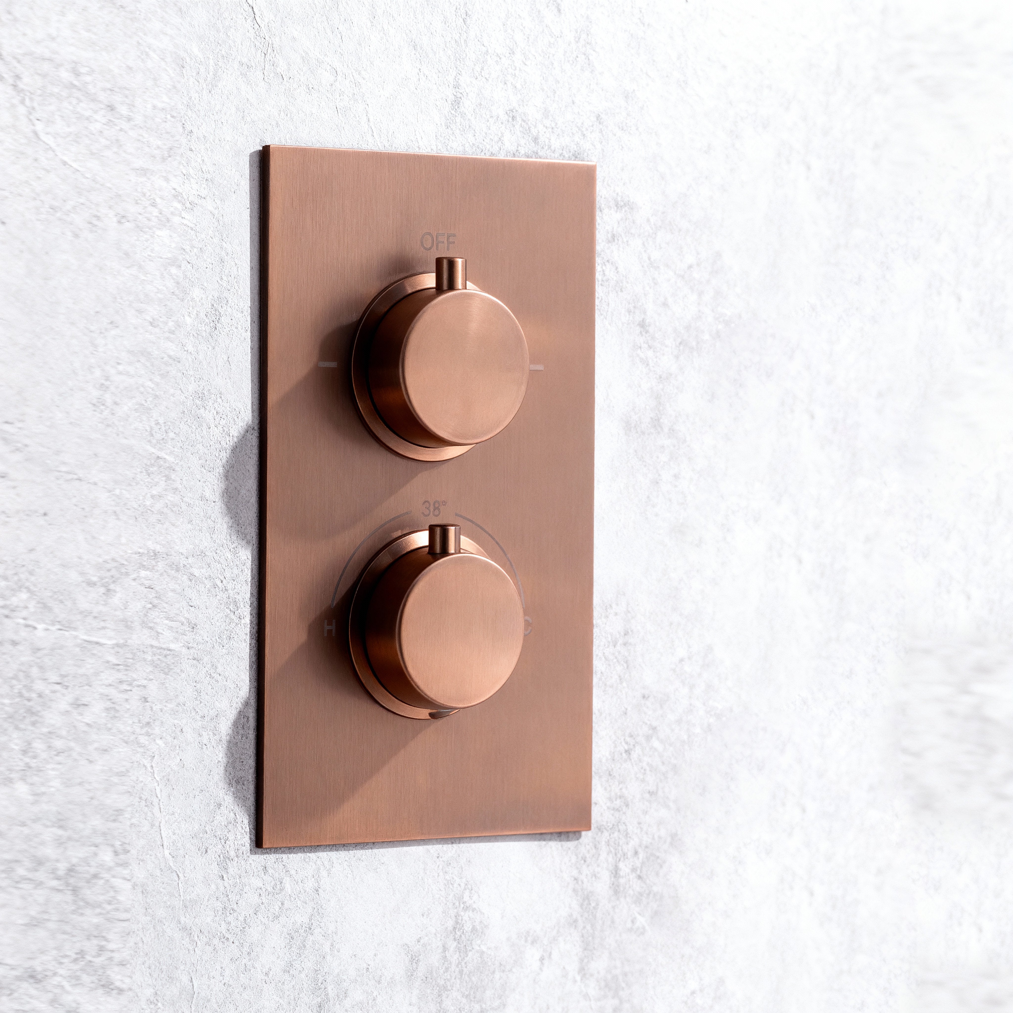 Colonne de douche encastrée or rose brossé